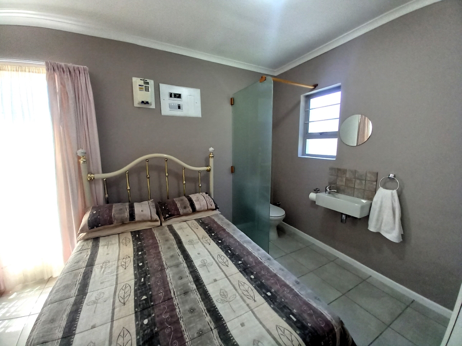 To Let 3 Bedroom Property for Rent in Bonnie Brae Western Cape